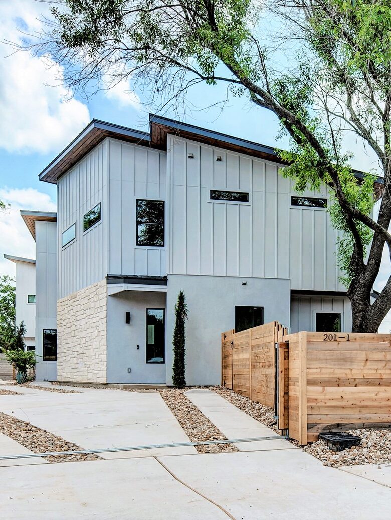 Alpha-Builders-Group-New-Modern-Home-Tillery-Exterior-Austin-Texas